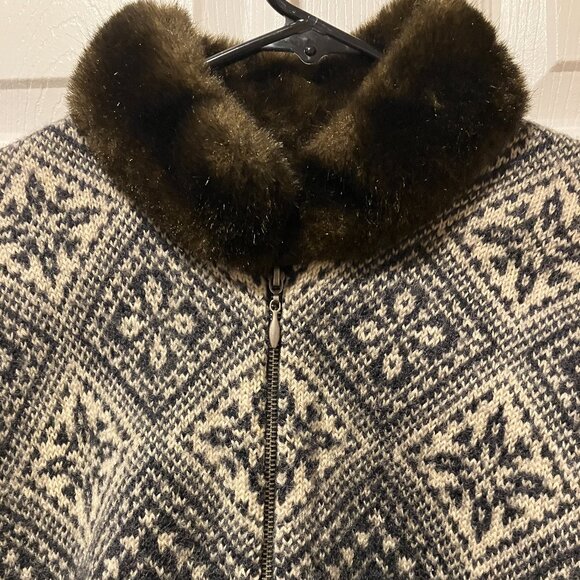 VTG Lauren Ralph Lauren Fair Isle Wool Full Zip Sweater Faux Fur Collar/Cuffs-PM - Picture 5 of 13
